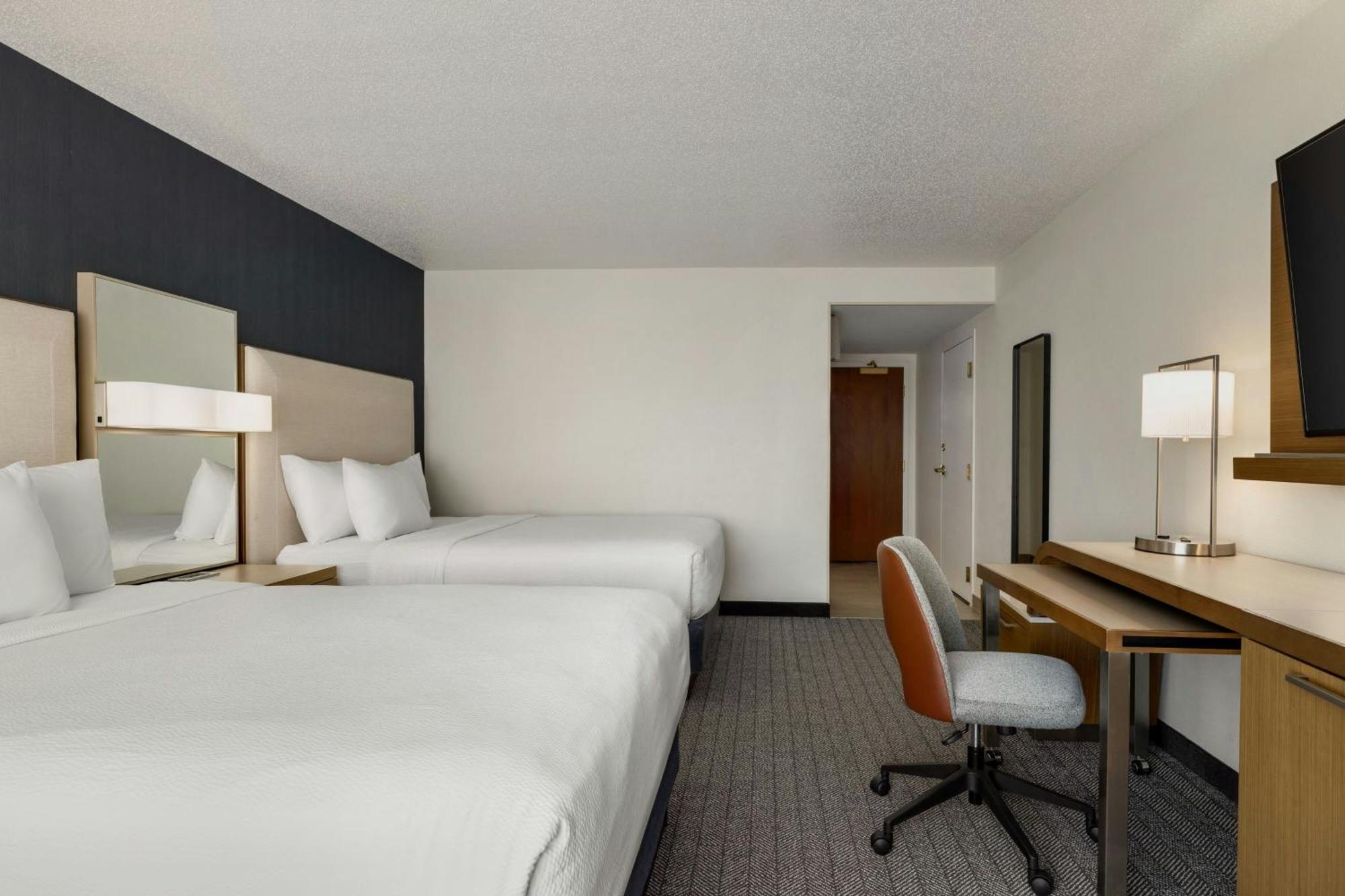 คอร์ทยาร์ด ริชมอนด์ เชสเตอร์ Hotel ภายนอก รูปภาพ
